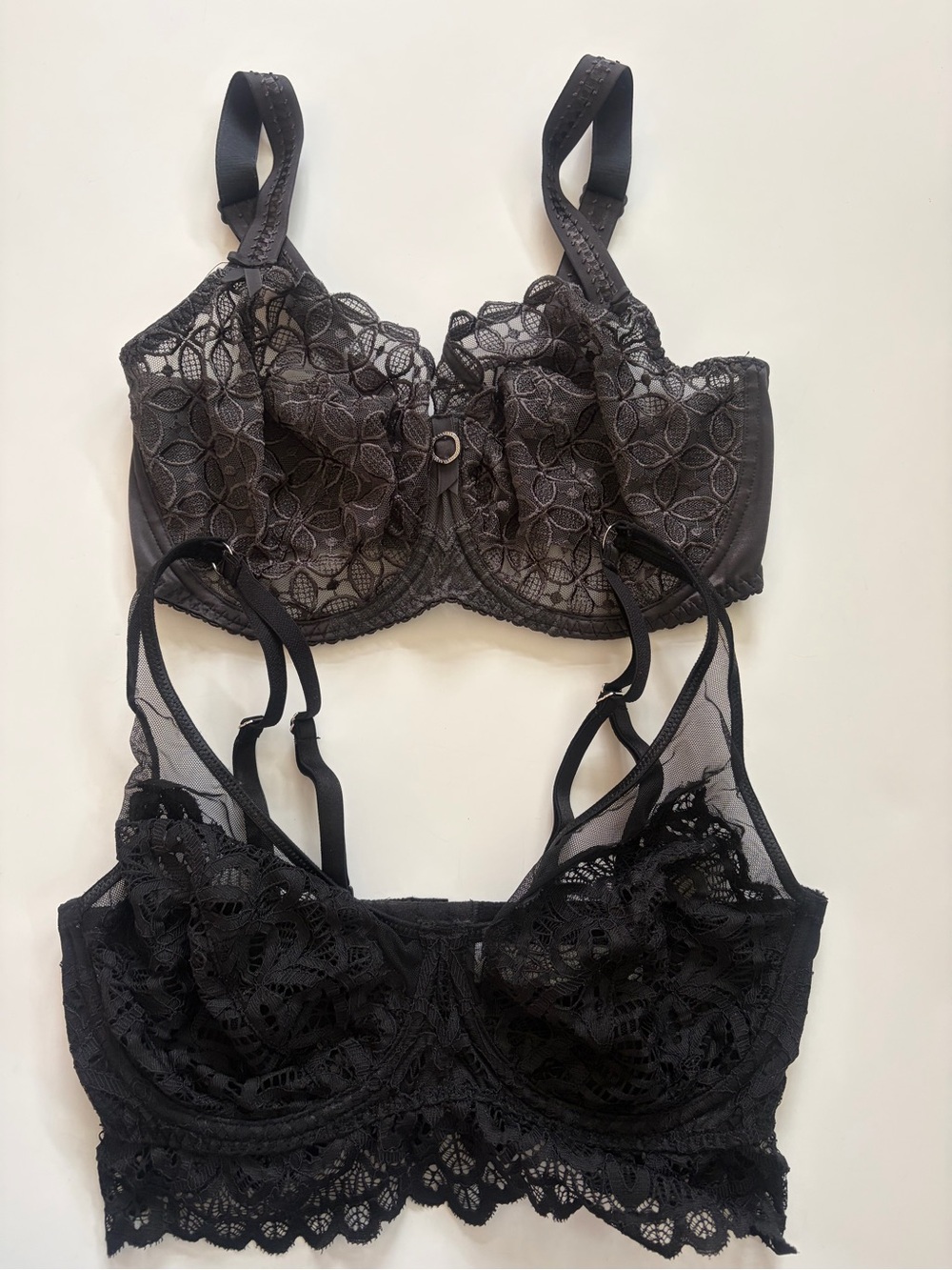 2 set bundle value pack Lace Underwire Bra dark grey and Black size 32F
